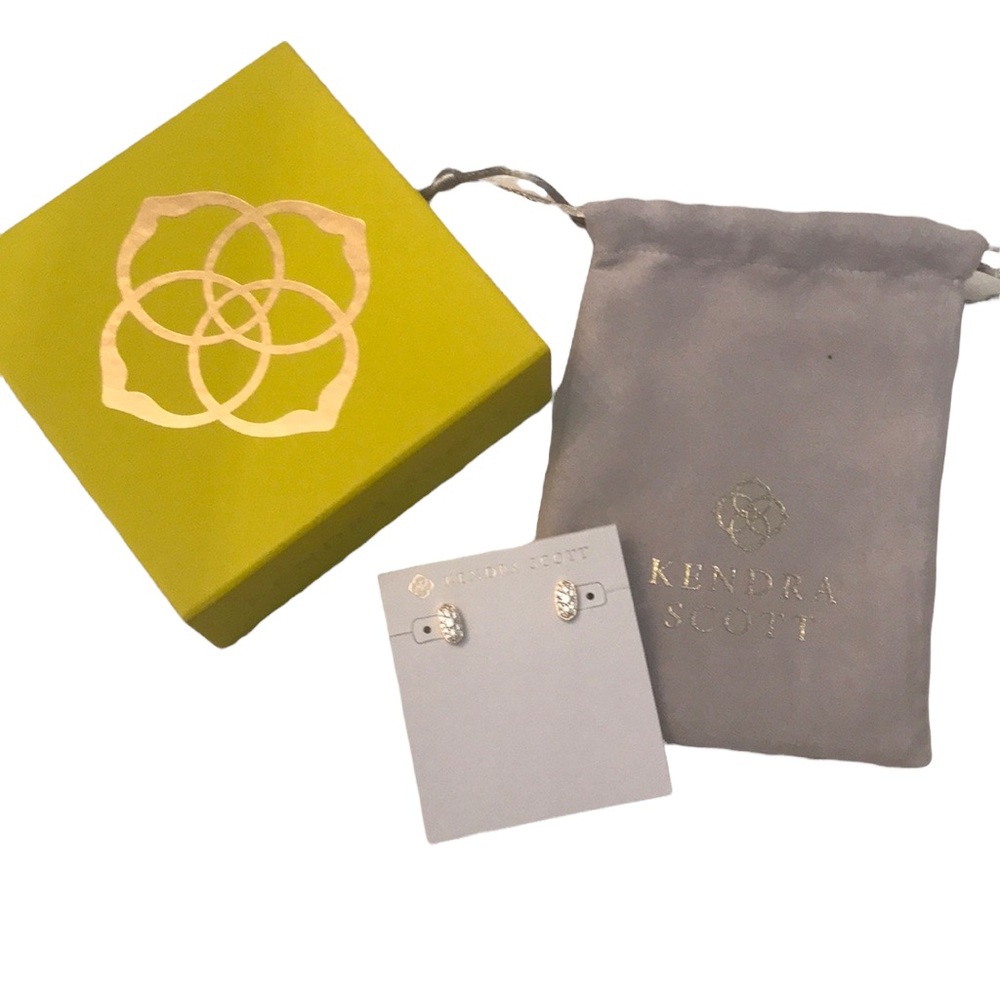 Kendra Scott earrings